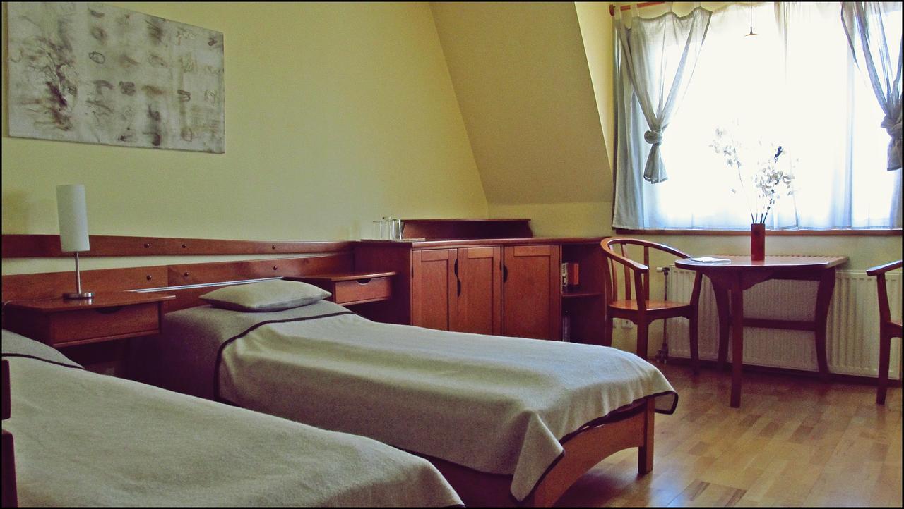 The Zen Hotel - Posticum Oradea Exteriör bild