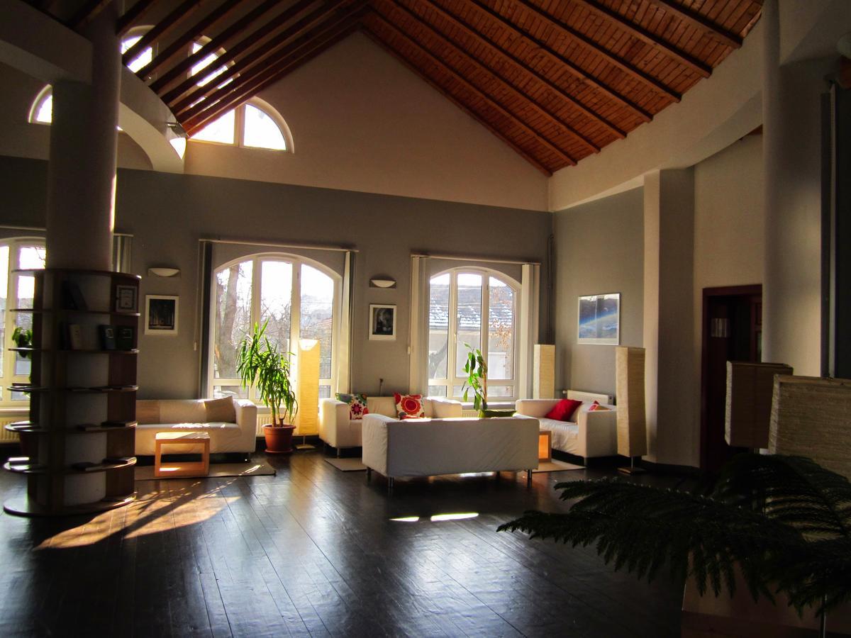 The Zen Hotel - Posticum Oradea Exteriör bild